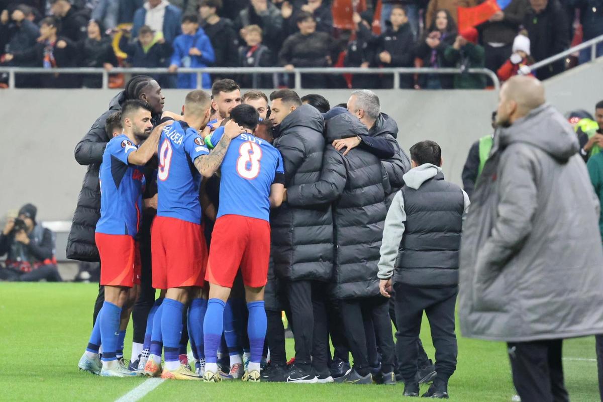 Învins de FCSB, antrenorul lui Midtjylland acuză: „Cinci-șase de-ai lor erau pe jos” » A remarcat un singur fotbalist roș-albastru