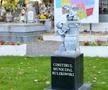 Emeric Ienei va fi îngropat alături de soție » Detaliul din fața casei din Oradea