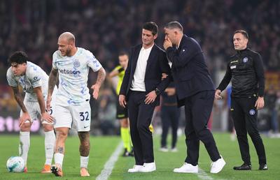 Cristi Chivu, în pericol să-și piardă un titular » Liverpool ar fi gata să-i propună lui Inter 100 de milioane de euro!