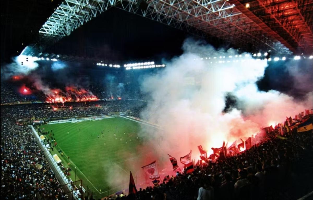 Imagini cu San Siro - Giuseppe Meazza, legendarul stadion care va fi înlocuit din 2031 de o arenă nouă cu 71.500 de locuri