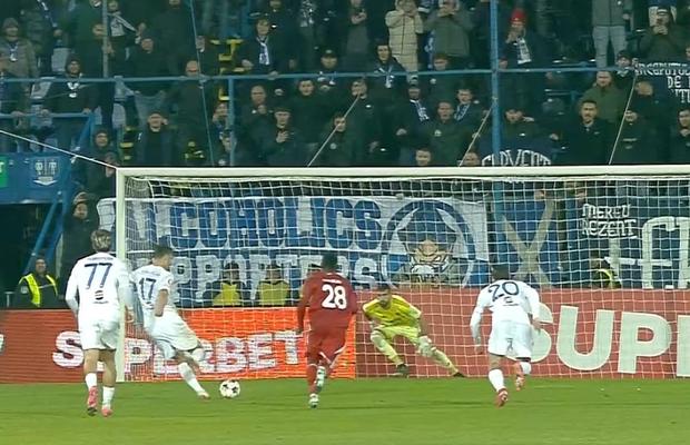 Farul - FC Botoșani 2-0 » Lider răpus! Echipa lui Leo Grozavu pierde pentru doar a doua oară în acest sezon