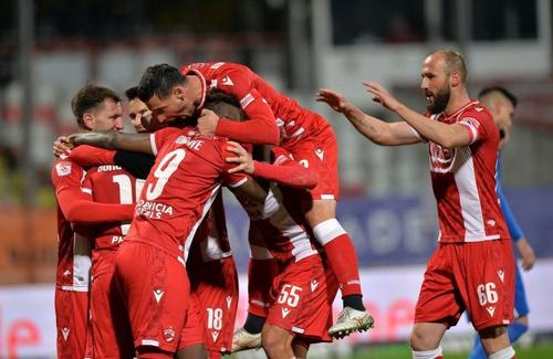 Cosmin Contra, fostul antrenor al lui Dinamo, are încredere că Jerry Gane - „secundul rămas” momentan interimar în Ștefan cel Mare - poate realiza lucruri frumoase pe banca roș-albilor.
