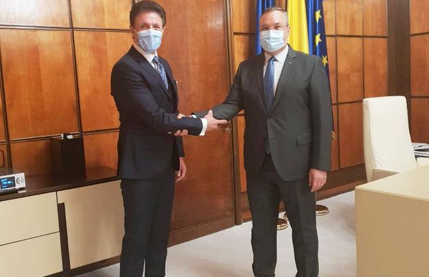 Gică Popescu a bătut palma cu premierul Nicolae Ciucă: „Vom realiza lucruri bune pentru sportul românesc”