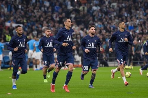 Aschraf Hakimi (dreapta) nu mai vrea să fie coleg cu Leo Messi
Foto: Imago
