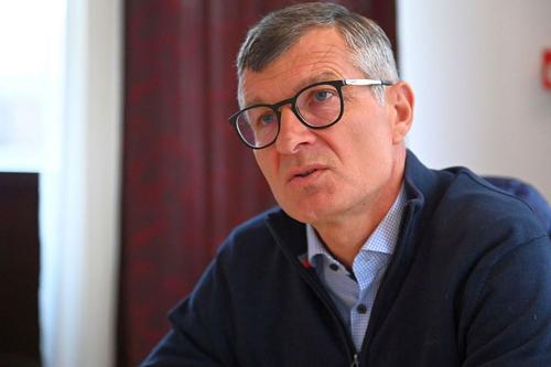 Ioan Ovidiu Sabău, 54 de ani, susține că una dintre Franța sau Brazilia va câștiga Campionatul Mondial și argumentează de ce naționala României n-ar fi făcut față în Qatar.