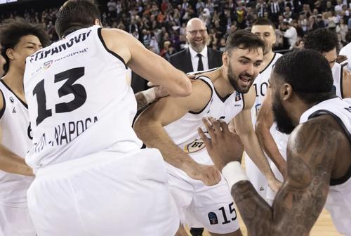 U-BT Cluj-Napoca a trecut de spaniolii de la Joventut, scor 98-82, în runda cu numărul 7 a grupei A din Eurocup la baschet masculin, a două competiție la nivel european, după Euroligă.