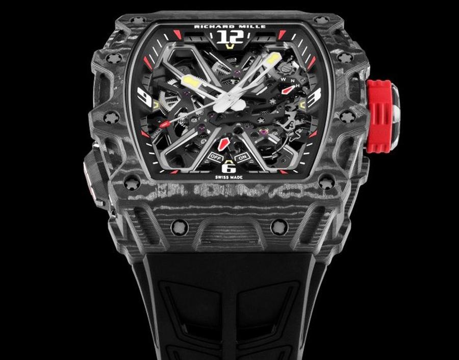 Modelul RM 35-03 Automatic Rafael Nadal în Carbon TPT Foto X Richard Mille Rafael Nadal va reveni în turnee cu un accesoriu de 238.000 de dolari la încheietură
