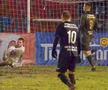 Corvinul Hunedoara a învins-o pe Progresul Pecica, scor 6-0, în ultima rundă a grupei A din Cupa României Betano. Partida s-a jucat pe arena din Oradea, în condiții nepotrivite pentru fotbal.