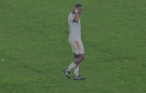 Francois Yabre (32 de ani), fundașul Oțelului, a fost victima scandărilor rasiste în timpul meciului cu Dinamo, din Cupa Românei Betano.