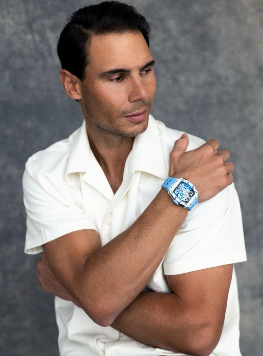 Rafael Nadal cu unul dintre ceasurile din seria RM 35-03 Rafael Nadal va reveni în turnee cu un accesoriu de 238.000 de dolari la încheietură