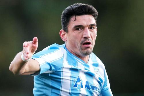 Claudiu Keșeru a reușit o  nouă „dublă” în Bulgaria // foto: sportal.bg