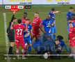 Intrarea neglijentă a lui Sivis a lăsat-o pe Dinamo cu om în minus din minutul 26 » Din camera VAR nu s-a intervenit