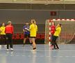 România a susținut sâmbătă seară antrenamentul oficial dinaintea meciului cu Ungaria, penultimul din grupa principală I a Campionatului European de handbal feminin.