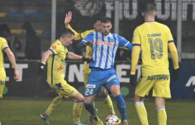 Șoc în Superliga » Antrenorul a dus echipa pe loc de play-off și și-a dat demisia: „A anunțat în vestiar”