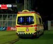 Urcat în ambulanță și transportat la spital, după ce s-a prăbușit pe gazon în Petrolul - Craiova! Primele informații despre starea fotbalistului