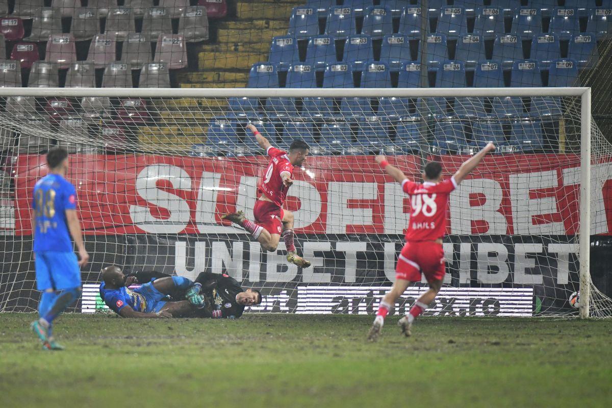 Dinamo rezistă în inferioritate numerică la Buzău și se impune la limită » „Câinii” sunt în vârful clasamentului Superligii