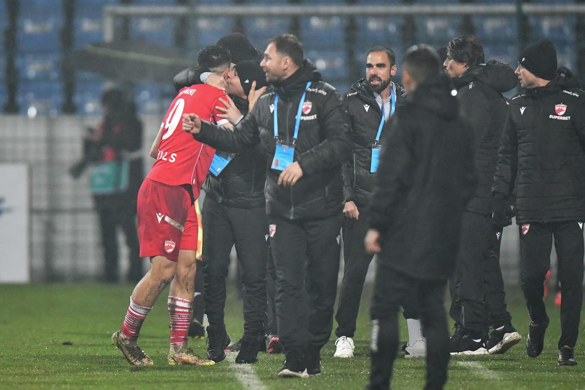 Record de invincibilitate pentru Dinamo » 365 zile magice pentru elevii lui Zeljko Kopic