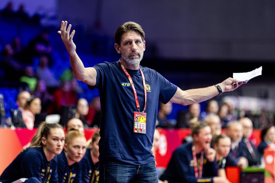 Tomas Axner / FOTO: Imago România le-a dat toate reperele peste cap la Euro 2024 de handbal feminin: „Nu am mai pățit asta. Trebuie să întreb fetele”
