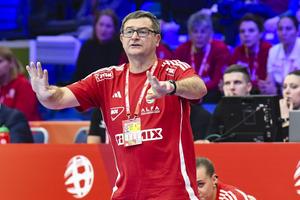 Selecționerul Ungariei laudă România și așteaptă duelul direct: „O echipă tânără și frumoasă. Are un stil diferit acum!”
