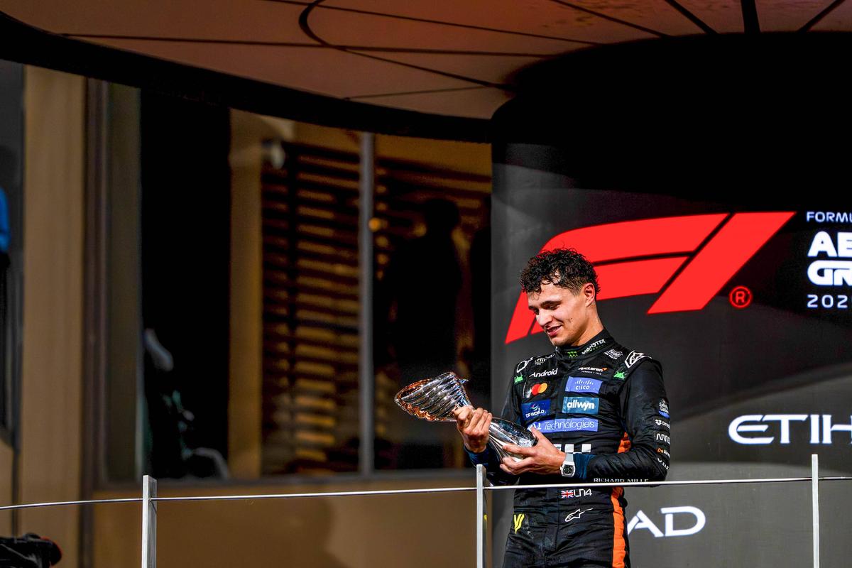 Noul campion din Formula 1 a petrecut până în zori alături de iubită » Suma uriașă pe care Lando Norris a lăsat-o la masă