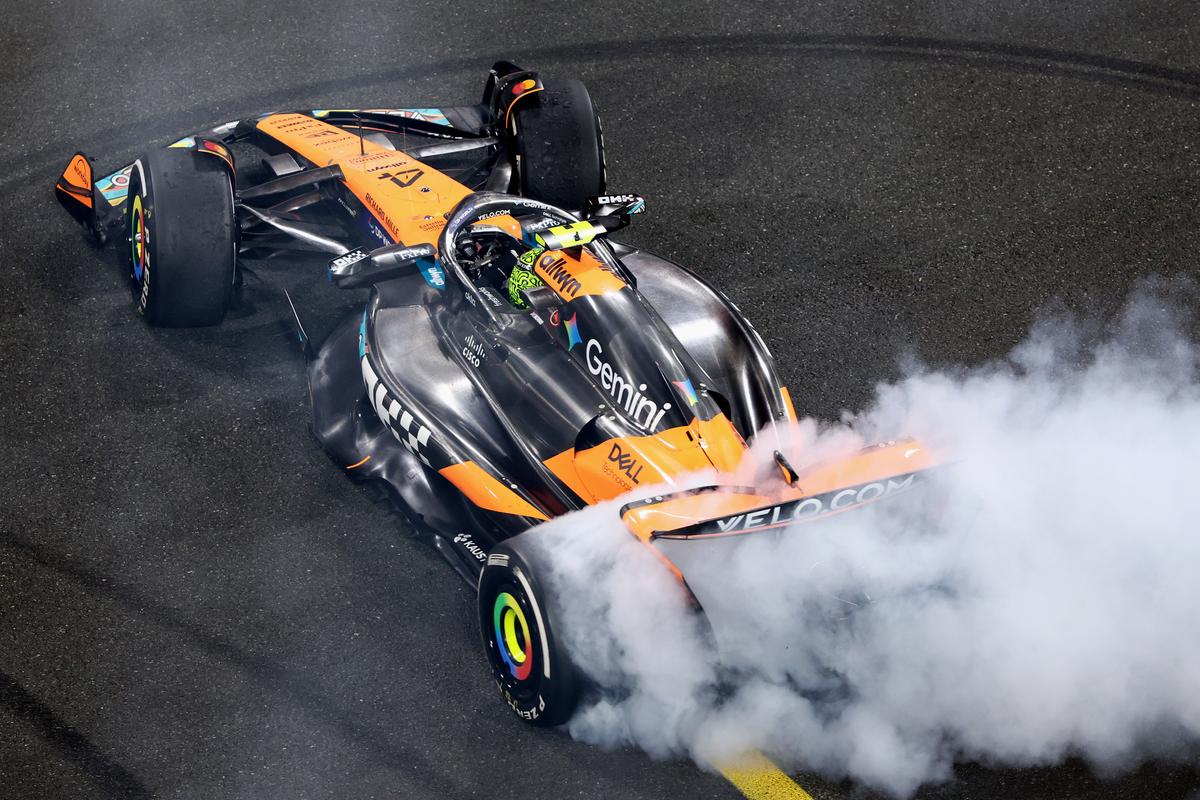 Noul campion din Formula 1 a petrecut până în zori alături de iubită » Suma uriașă pe care Lando Norris a lăsat-o la masă