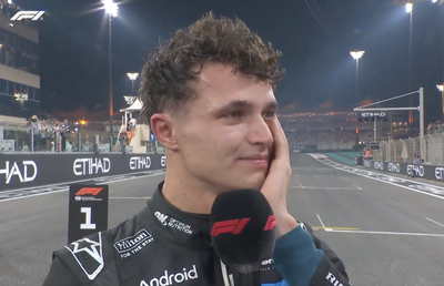 Lando Norris, interviu în lacrimi după ce a ieșit campion mondial: „E de necrezut! Max și Oscar, vreau să vă spun asta”
