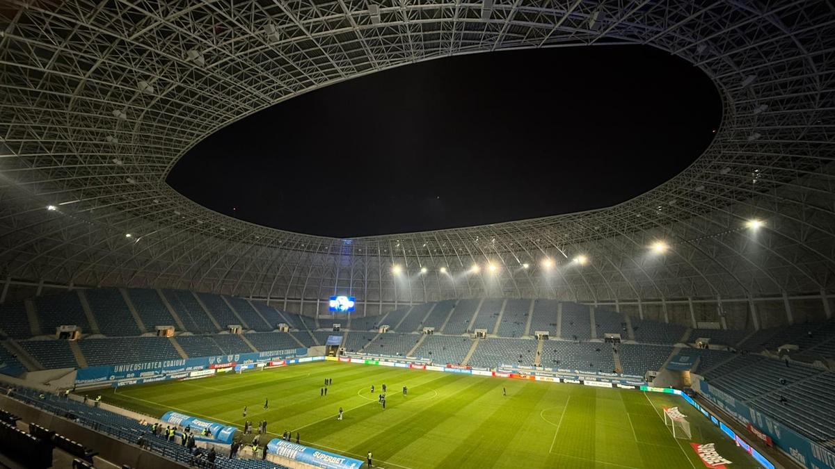 Imagini înainte de Universitatea Craiova - CFR Cluj