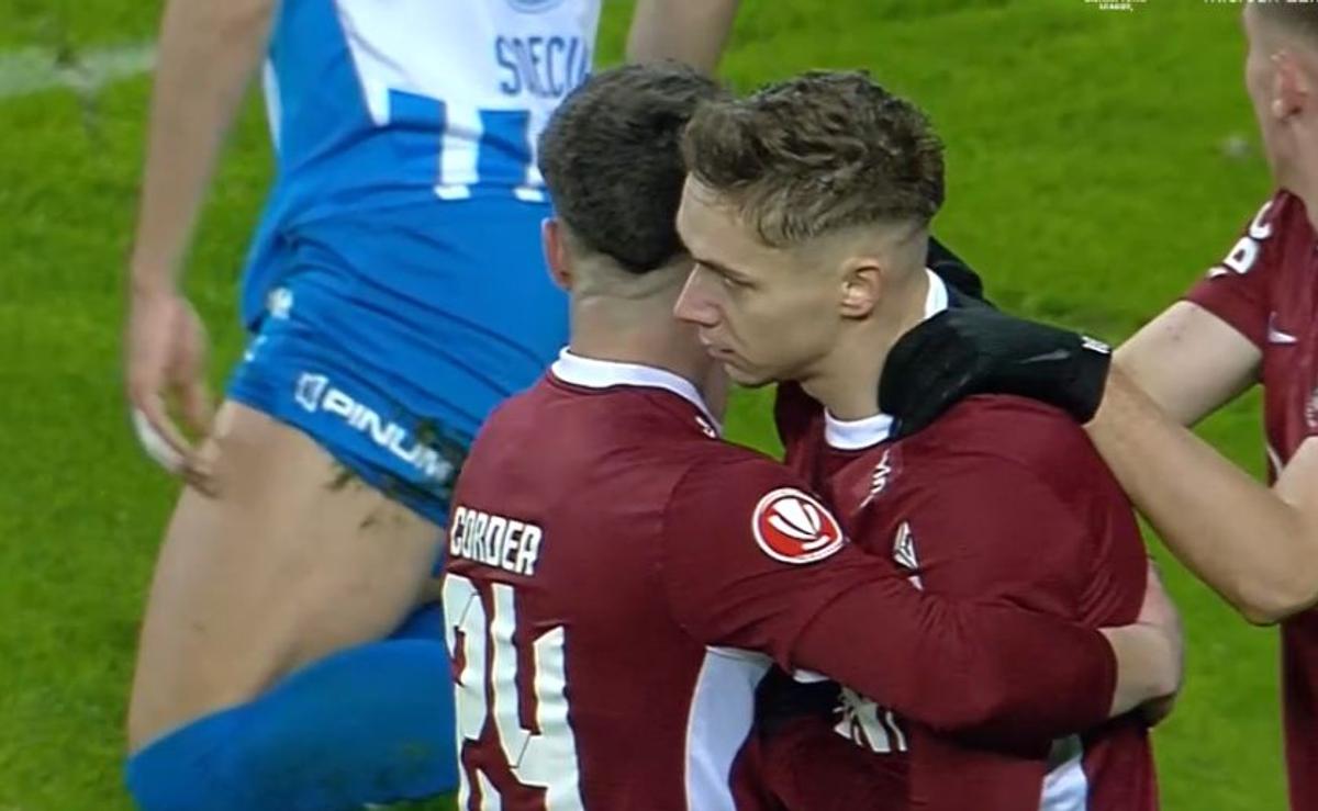 Reacția lui Daniel Pancu după golul lui Louis Munteanu în Craiova - CFR Cluj