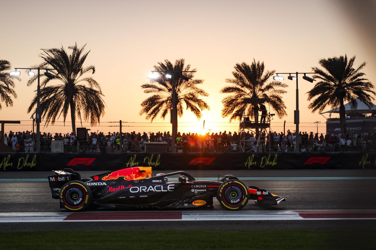 Lando Norris, interviu în lacrimi după ce a ieșit campion mondial: „E de necrezut! Max și Oscar, vreau să vă spun asta”