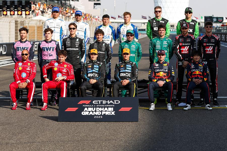 Lando Norris e noul campion mondial din Formula 1! A gestionat perfect MP din Abu Dhabi și e campion pentru 2 puncte