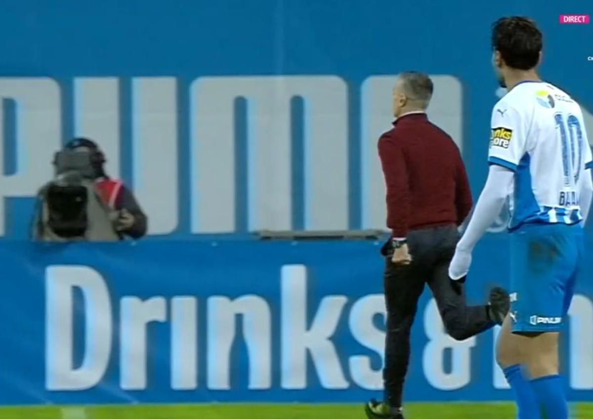 Reacția lui Daniel Pancu după golul lui Louis Munteanu în Craiova - CFR Cluj