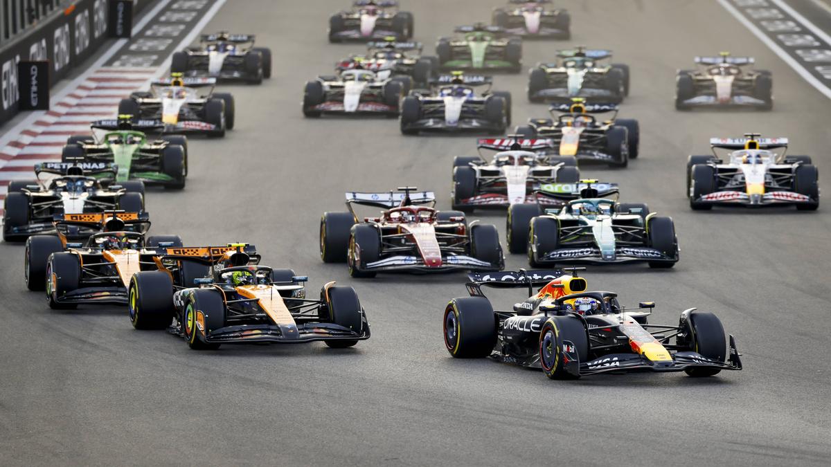 Lando Norris, interviu în lacrimi după ce a ieșit campion mondial: „E de necrezut! Max și Oscar, vreau să vă spun asta”