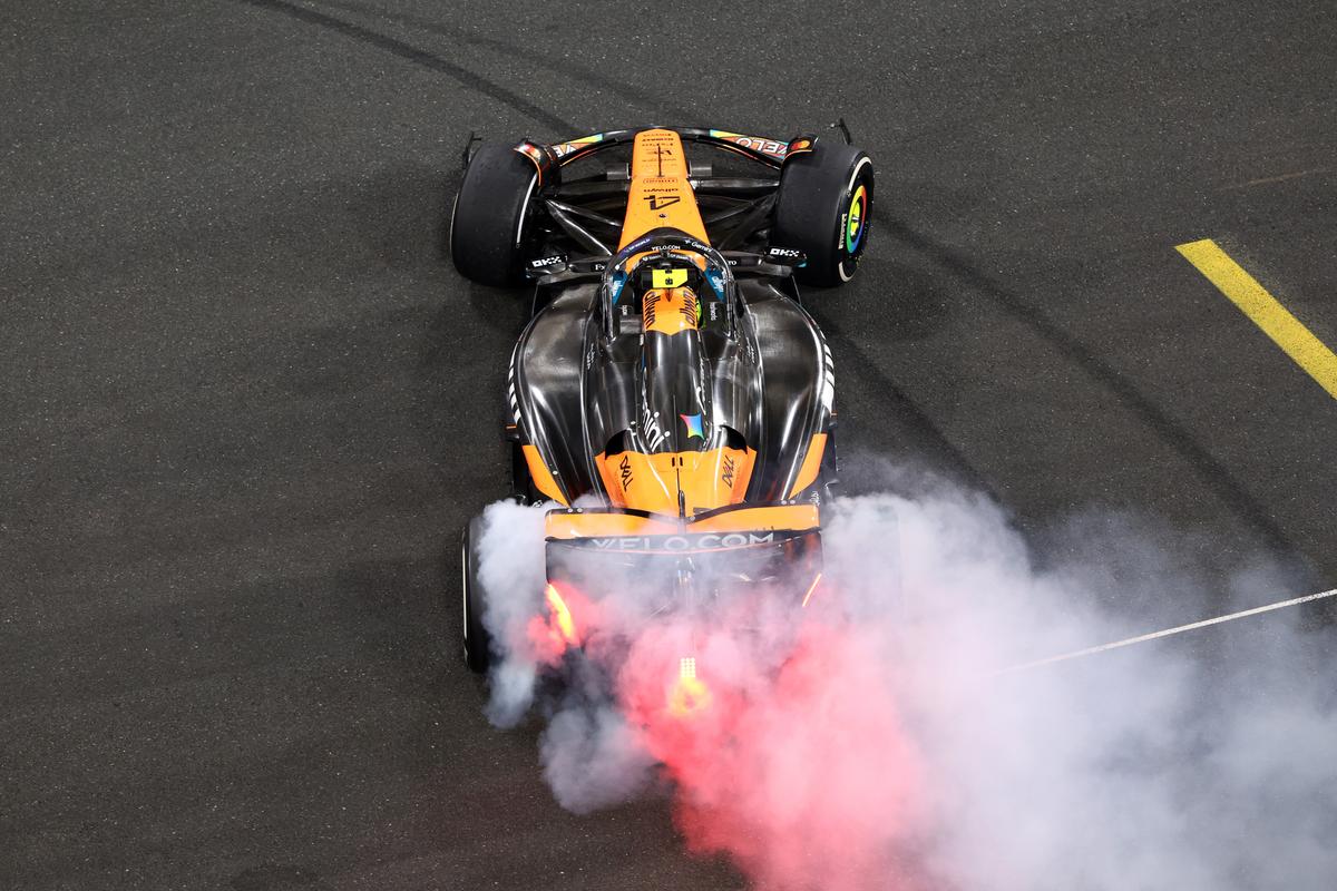 Noul campion din Formula 1 a petrecut până în zori alături de iubită » Suma uriașă pe care Lando Norris a lăsat-o la masă