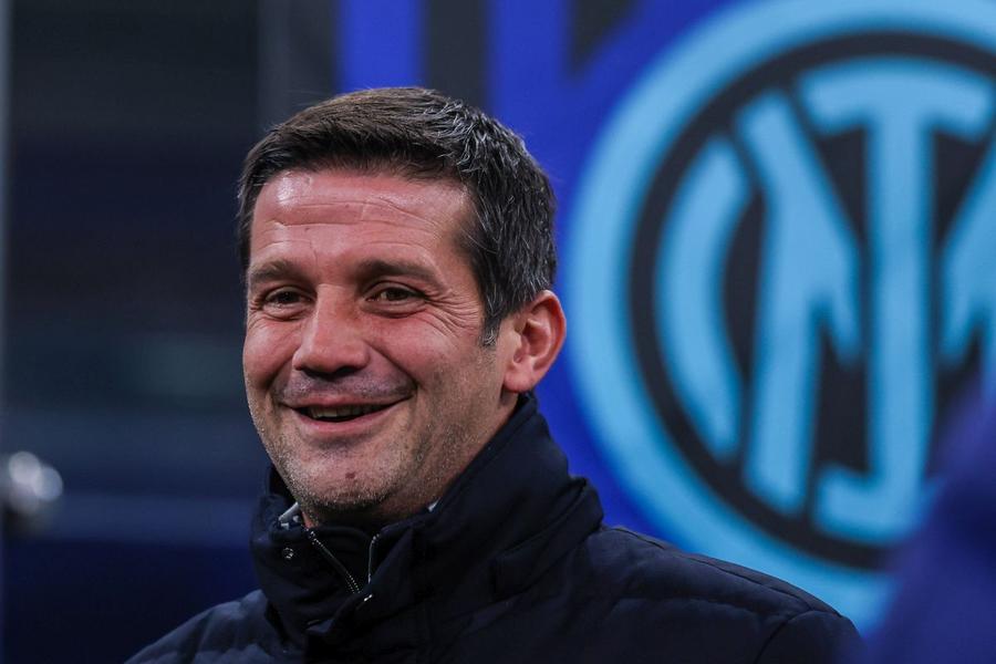 Antrenorul Cristi Chivu are 18 victorii, un egal și 8 înfrângeri la Inter / Foto: Imago Images Massimo Moratti, dezvăluiri despre Chivu: „Mereu mi-a plăcut Cristian, mai ales că ieșeam și la o țigară” » Le-a predat lecții de italiană copiilor din taberele milaneze!