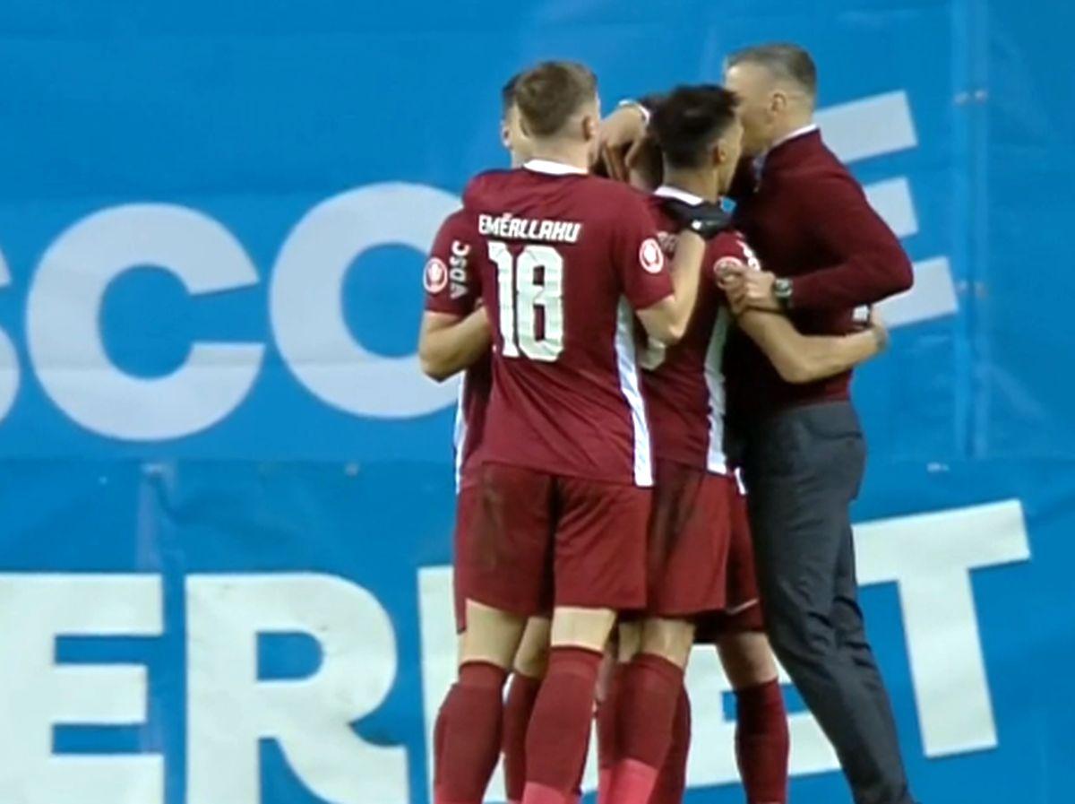Reacția lui Daniel Pancu după golul lui Louis Munteanu în Craiova - CFR Cluj