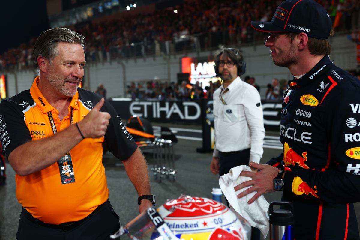 Noul campion din Formula 1 a petrecut până în zori alături de iubită » Suma uriașă pe care Lando Norris a lăsat-o la masă