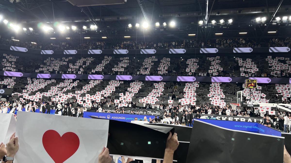 Într-o atmosferă europeană creată de 10.000 de fani, U-BT Cluj-Napoca a pierdut testul cu galonata Partizan Belgrad