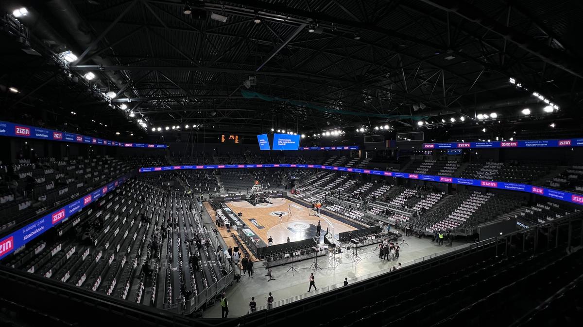 Într-o atmosferă europeană creată de 10.000 de fani, U-BT Cluj-Napoca a pierdut testul cu galonata Partizan Belgrad
