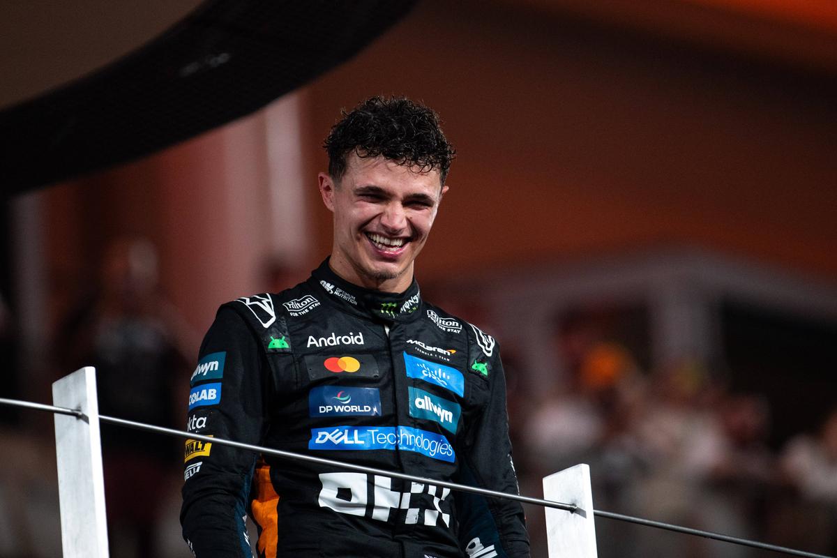 Lando Norris, interviu în lacrimi după ce a ieșit campion mondial: „E de necrezut! Max și Oscar, vreau să vă spun asta”