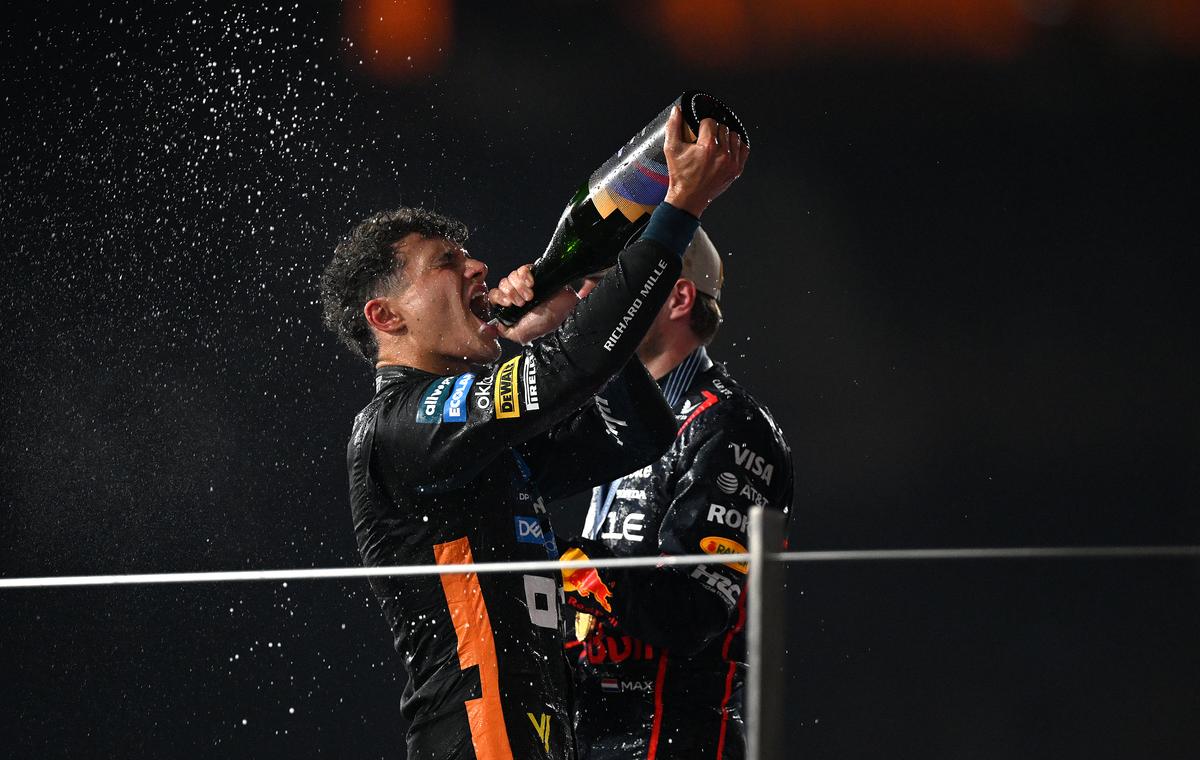 Noul campion din Formula 1 a petrecut până în zori alături de iubită » Suma uriașă pe care Lando Norris a lăsat-o la masă