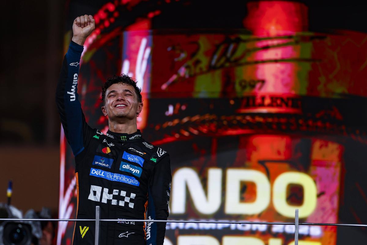 Lando Norris, interviu în lacrimi după ce a ieșit campion mondial: „E de necrezut! Max și Oscar, vreau să vă spun asta”