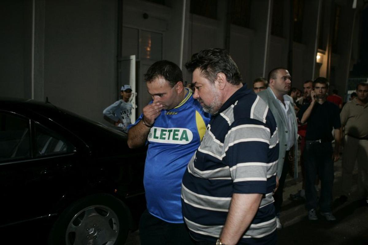 VIDEO EXCLUSIV Cum a încercat Dumitru Sechelariu să-și umilească antrenorul după două sticle de whisky + răzbunarea acestuia: „Au curaj ăștia de azi să-i facă așa lui Becali?”