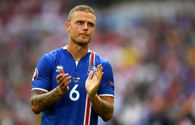 ISLANDA- ROMÂNIA // Vikingii au probleme cu vedetele! Ragnar Sigurdsson s-ar fi despărțit de Rostov din cauza alcoolului și ar putea ajunge la echipa lui Șumudică