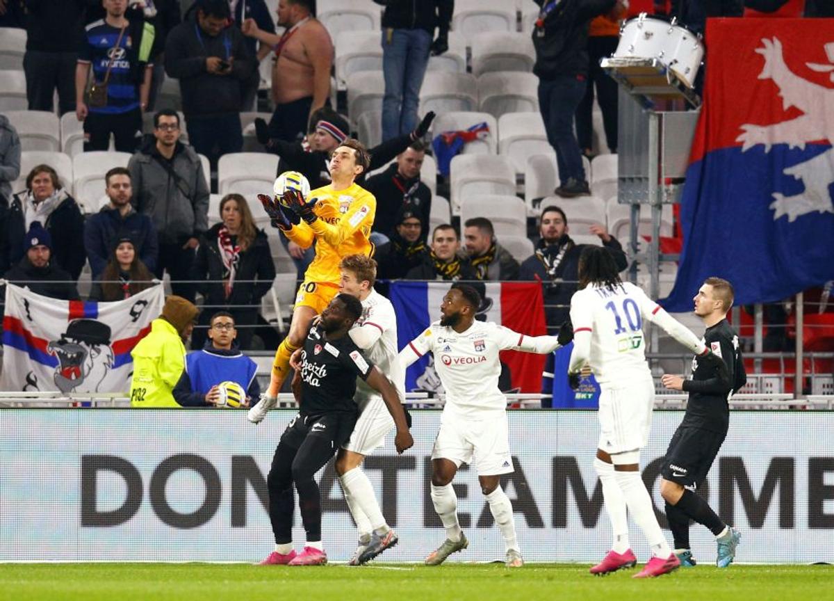 LYON - BREST 3-1 // FOTO Ciprian Tătărușanu a fost integralist și s-a calificat în semifinalele Cupei Ligii Franței