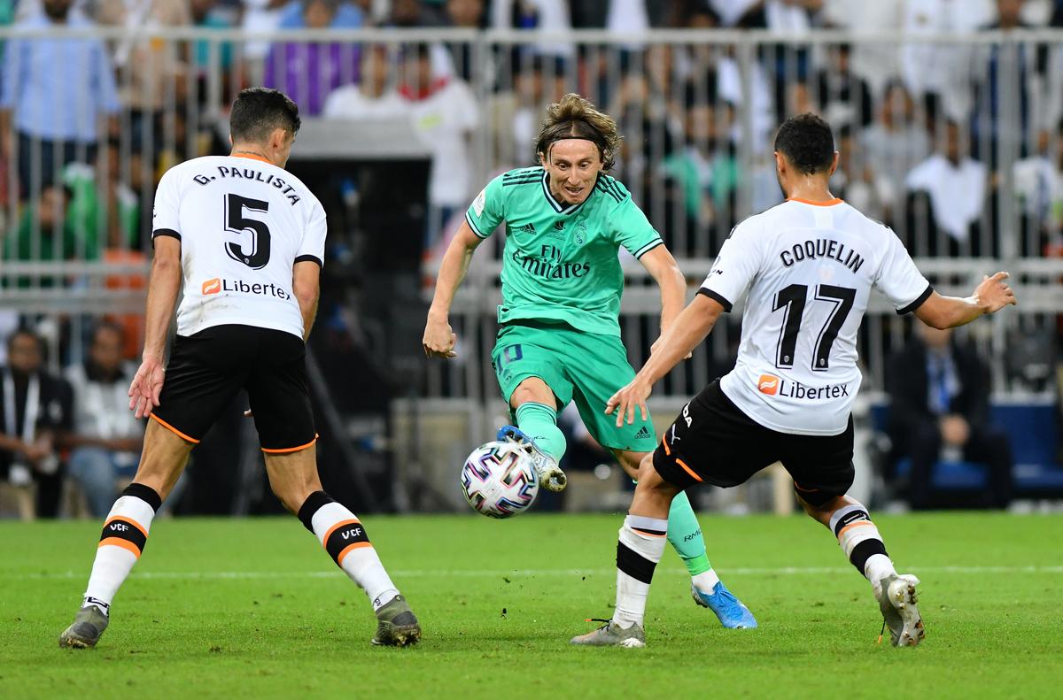 VALENCIA - REAL MADRID 1-3 // VIDEO+FOTO Real Madrid e prima finalistă a Supercupei Spaniei! Kroos și Modric, execuții de geniu în fața „liliecilor”