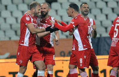 UPDATE Circ MAXIM la Dinamo! Răspunsul primit de jucători la întrebarea: «când intră banii?»
