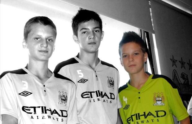 EXCLUSIV Dennis Man City: povestea probelor ratate de adolescentul „Cinci cupe” la gigantul din Premier League și motivul refuzului traumatizant primit la 15 ani de actuala vedetă FCSB