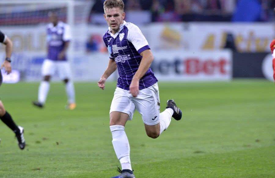 Denis Haruț, în perioada petrecută la ACS Poli VIDEO Povestea lui Denis Haruț, viitorul fundaș de la FCSB: „Mânca la caserolă, se schimba într-o baracă. Nimeni nu poate simți ce a simțit el”