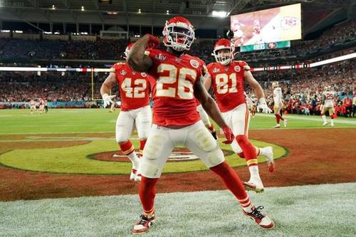 În 2020, Kansas City Chiefs a câștigat Super Bowl LIV, contra lui San Francisco 49ers 31-20, pe Hard Rock Stadium în Florida
