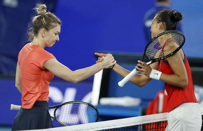Simona Halep e în prima finală a anului! Victorie convingătoare cu Qinwen Zheng + cu cine joacă în ultimul act